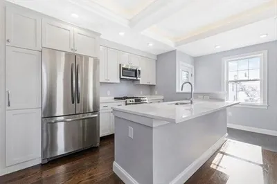 23 Taylor St #2