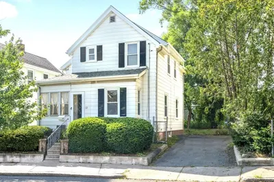 69 Clarendon Ae Ave