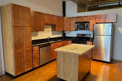 160 Fremont St #208 1