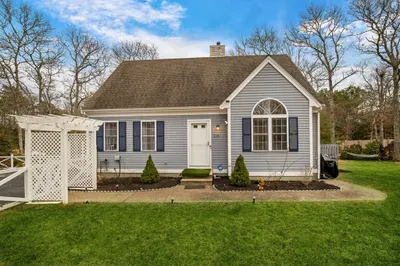 115 Regis Rd 1