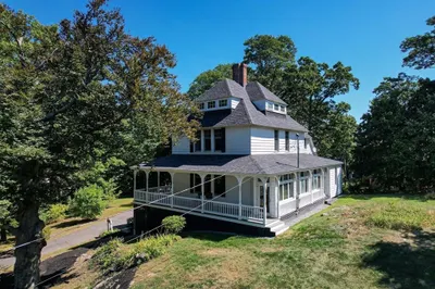 25 Cedar St 1