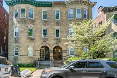 9 Chilcott Pl #1