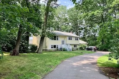 70 Beach St 1