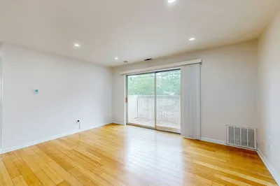 175 Clare Ave #B7