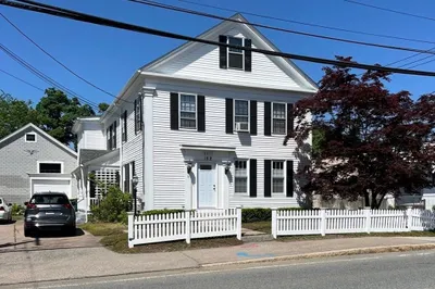 152 Park Street #1 1