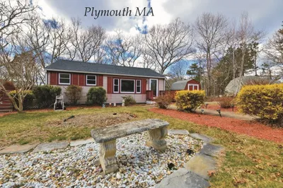18 Silver Birch Ave 1