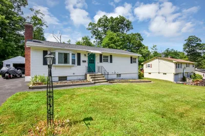 30 Venus Dr