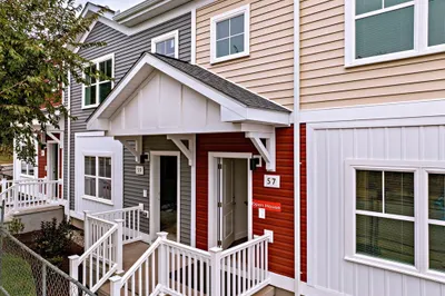 57 Morris Street #204