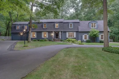 14 Harvard Drive 1