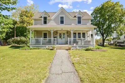 30 Apricot St 1