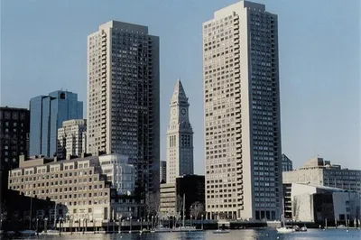 65 East India Row #27H 1