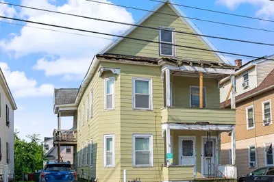 256 University Ave 1