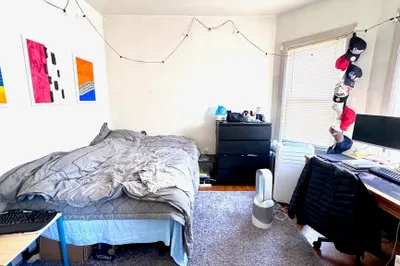 76 Antwerp St #1