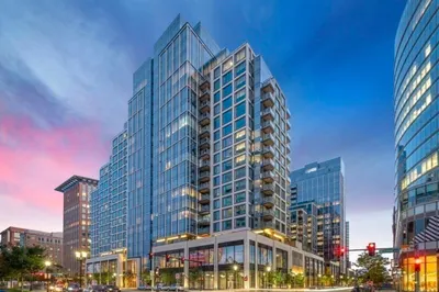 133 Seaport Blvd #816
