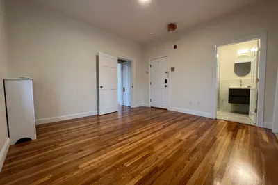 54 Walker Street #3