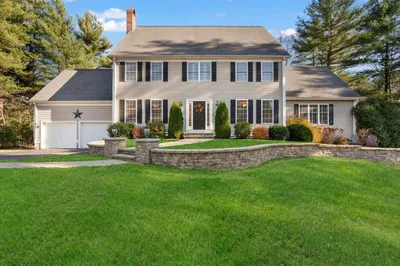 30 Flannery Ln 1