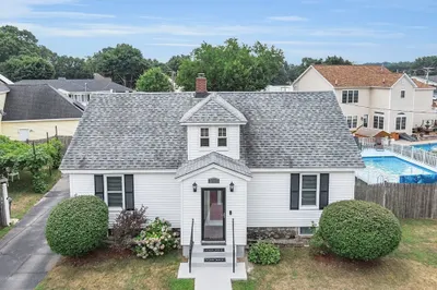 13 Cross Ave