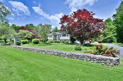 19 Sawmill Road 1