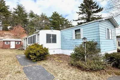 10 Coachmen's Terrace