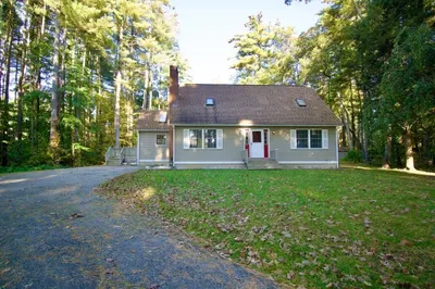 90 Carmody Rd