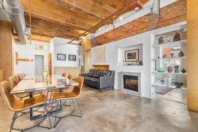 717 Atlantic Ave #7B