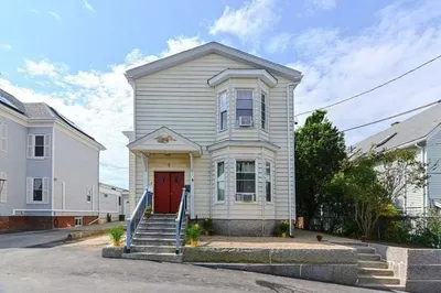 9 Summit Street #1 1