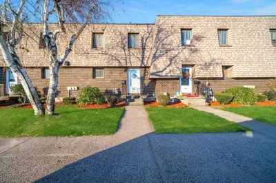 172 Beekman Dr #172 1