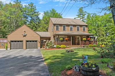 3 Brook Rd