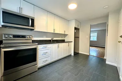 12 Vinal St #2