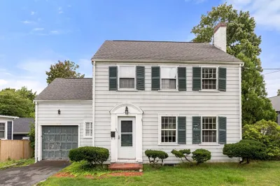 428 Brook Rd 1