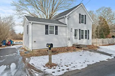 43 Braley Ln