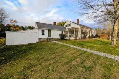 216 Brookfield Rd 1