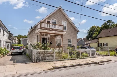 141 Spruce St 1