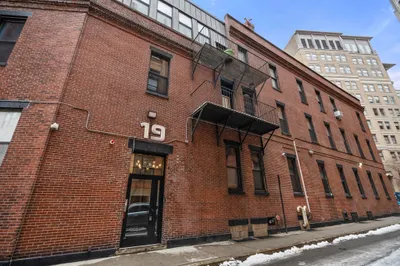 19 Stanhope Street #1C 1