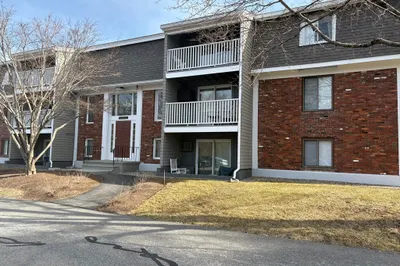 220 Bedford St #D-3 1