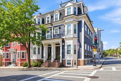 131 I St #1 1