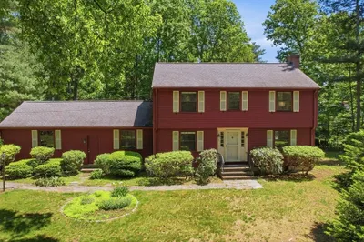9 Deacon Hunt Drive 1
