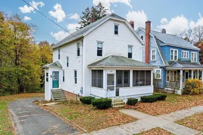 104 Eleanor Rd