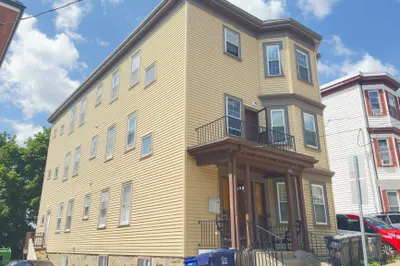 66 Franklin Ave #3 1