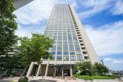 85 E India Row #22A