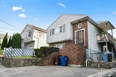 608 Mountain Ave