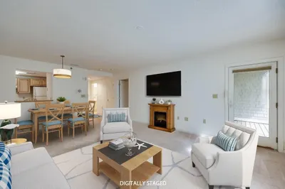 4102 Heatherwood #4102 1