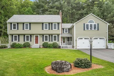 10 Arrowhead Circle 1