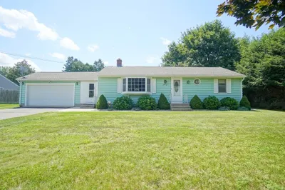 26 Higher Brook Dr 1