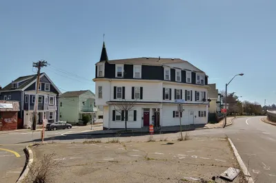 152 Cross Street 1