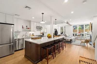 236 W Newton St #1