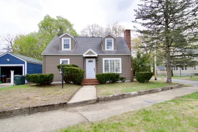 1657 Carew St 1