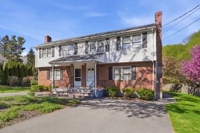 98 Sumner St 1