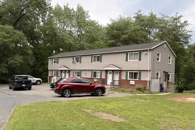 49 Riverton Rd #49 1