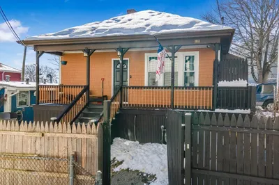 115 Reney St 1